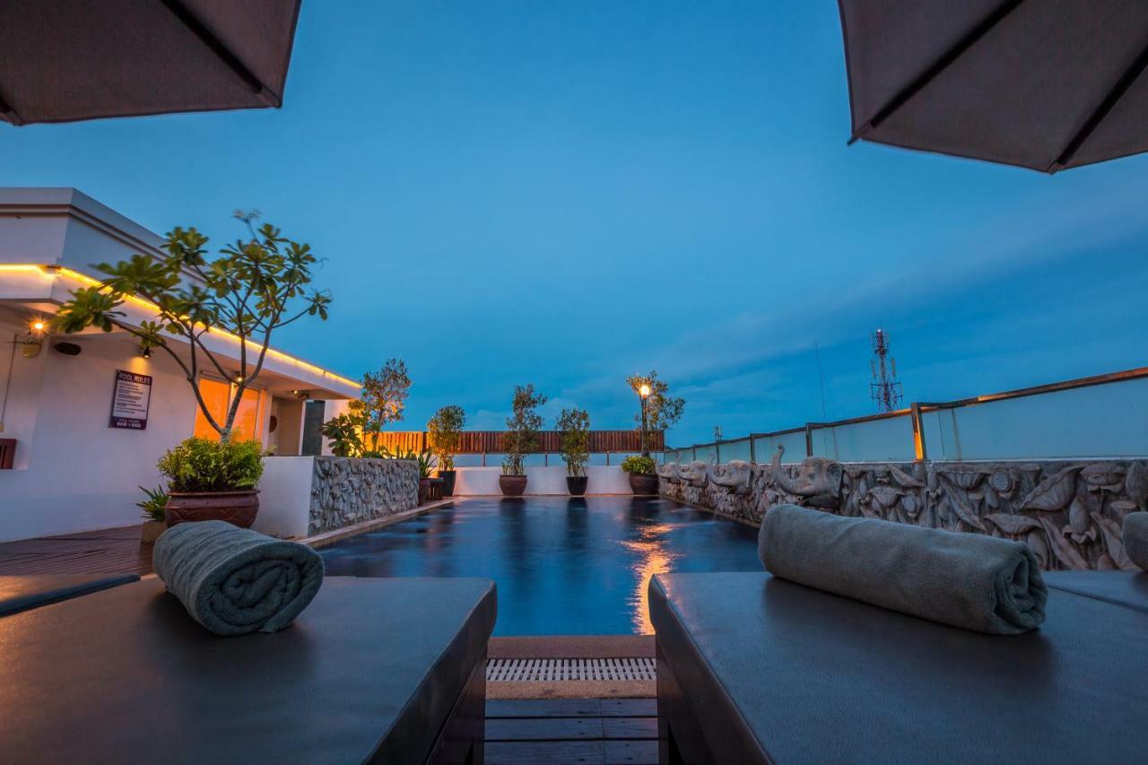 Angkor Sivutha Suites By Alfa Siem Reap Exterior foto